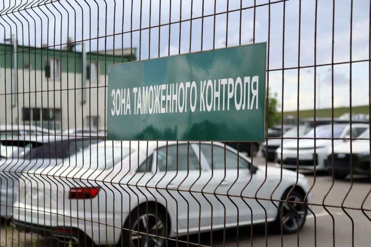 Plus 5,000 Cars. Belarusians Granted Increased Quota for Duty-Free Electric Vehicle Imports
