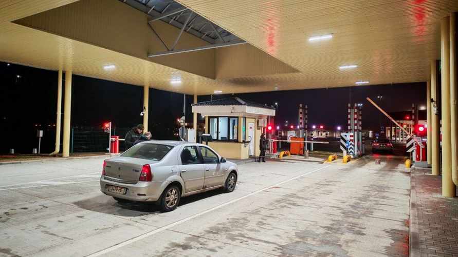 На границе Беларуси и ЕС снова возникли очереди