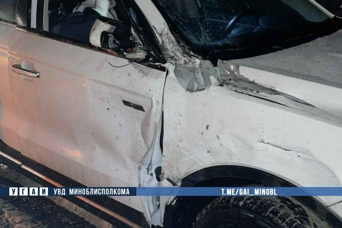 В снежном ДТП под Червенем пострадали 9 авто