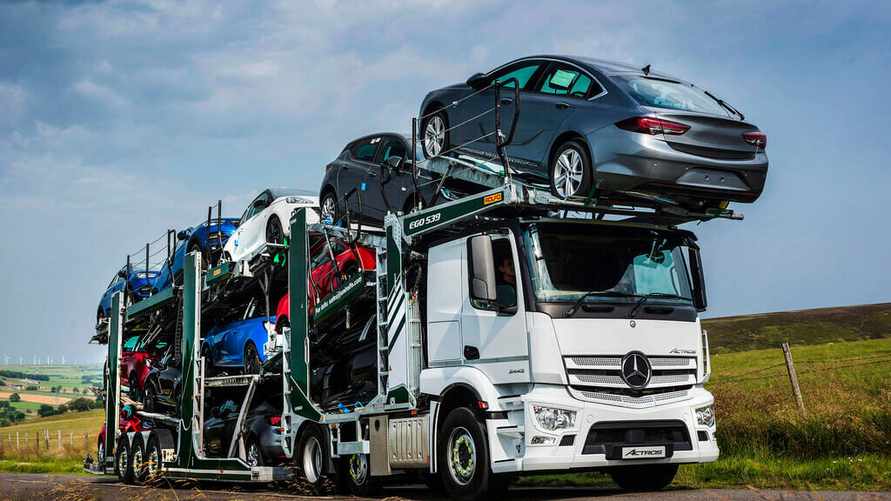 В БАА назвали количество ввезённых в Беларусь в 2025 году легковых автомобилей