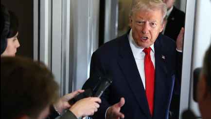 Трамп заявил о первом наземном ударе по Венесуэле – «Района больше нет»