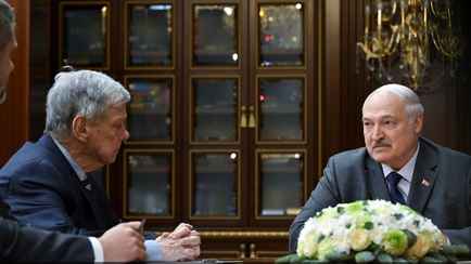 Пример для Путина? WSJ раскрыло причины начала переговоров Трампа с Лукашенко