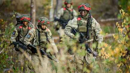 Вильнюсский аэропорт закрывали дважды за вечер. На борьбу с воздушными шарами бросили военных