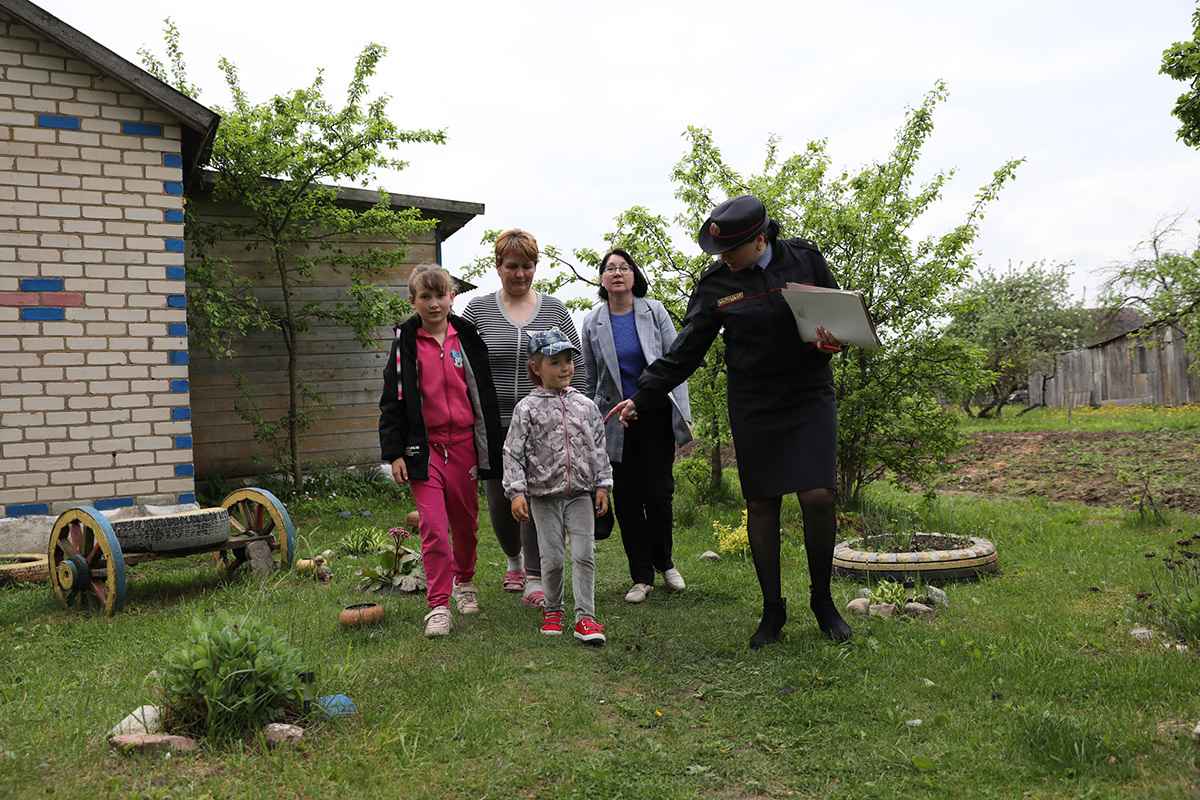 Генпрокурор Беларуси назвал процент детей, которых возвращают в семьи после изъятия