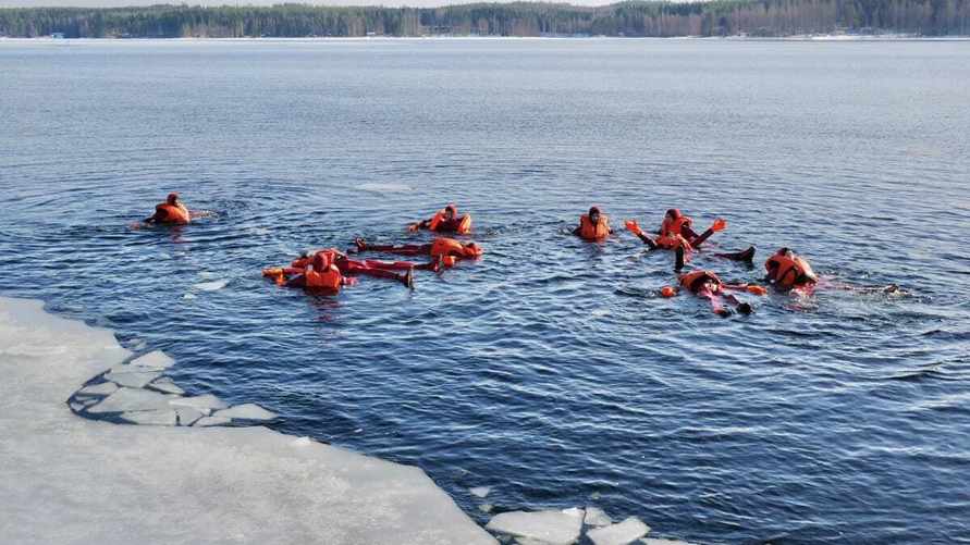 В Мурманской области РФ 58-летнюю белоруску унесло в море — Tuordom