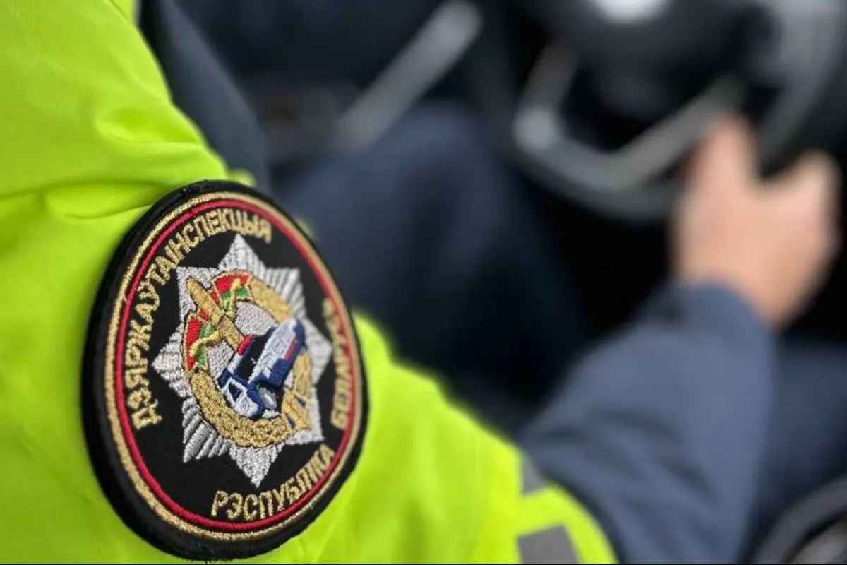 "Приехали прямо домой" - Гомельчанин пожаловался на штраф ГАИ не из-за "аварийной ситуации". Но зрители не оценили