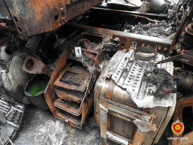 Под Солигорском самовоспламенился китайский тягач Shacman