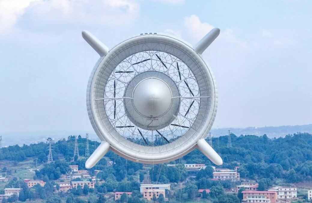 В Китае протестовали летающую электростанцию, которая выглядит как инопланетный корабль