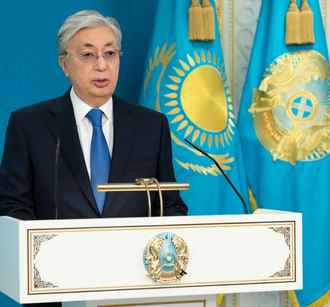 В Казахстане опубликовали проект Конституции. Президентом нельзя будет быть более одного срока