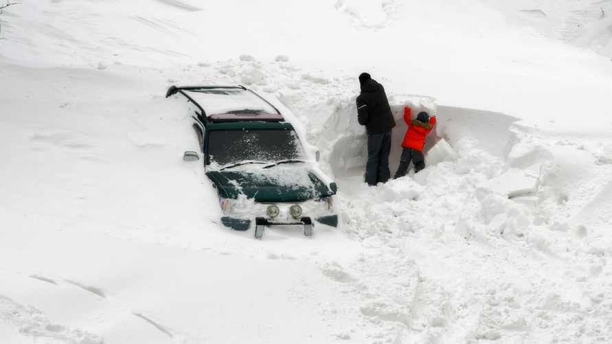Циклон "Улли" несёт в Беларусь до 50 см снега. А сколько было после "Хавьера"?