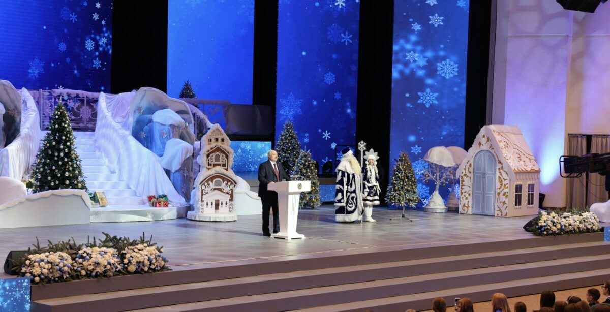 Лукашенко объявил 2026 год "Годом белорусской женщины". Что это значит