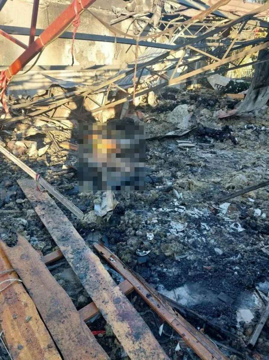 В Украине 24 человека погибли после удара дронов по кафе прямо в Новый год