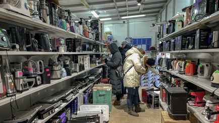 Белорусы обрушились на продавцов-консультантов — «Не понимаете как ими пользоваться»