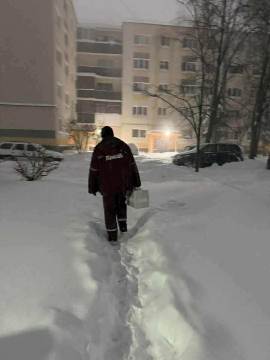 Белорусские медики позвали на помощь коллег из ЖКХ