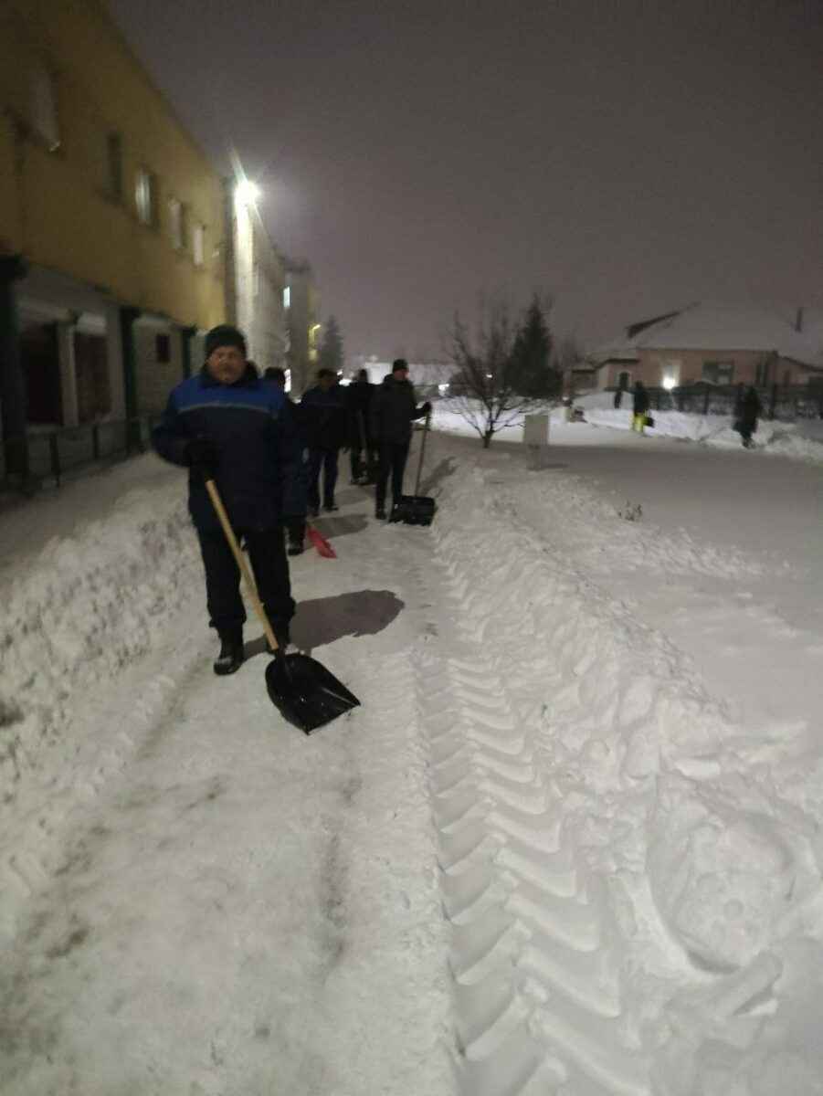 Белорусские медики позвали на помощь коллег из ЖКХ