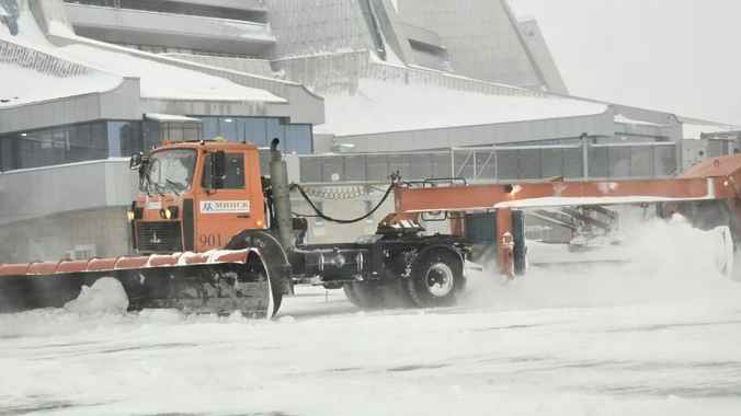 Минский аэропорт отчитался о «штатной работе» несмотря на задержки рейсов