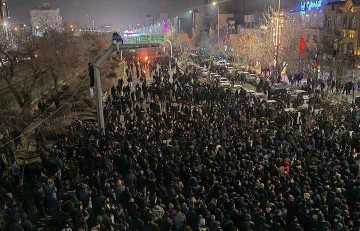 Протесты в Иране охватили все провинции. Подробности