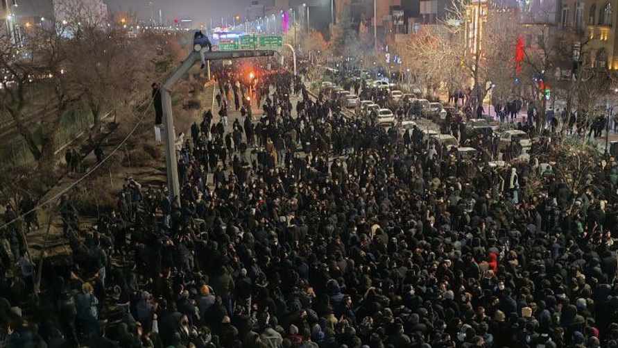 Протесты в Иране охватили все провинции. Подробности