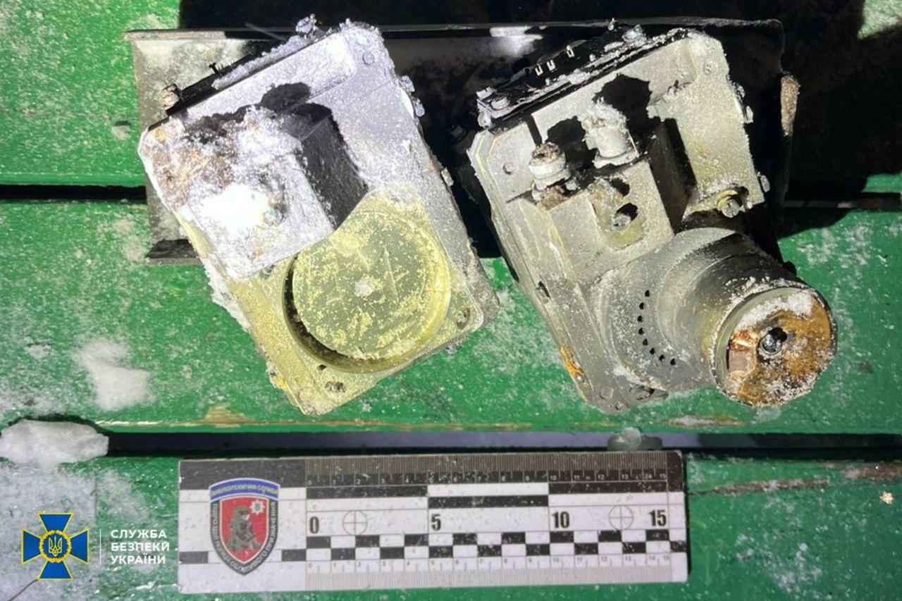 СБУ показала обломки Орешника, ударившего по Львову