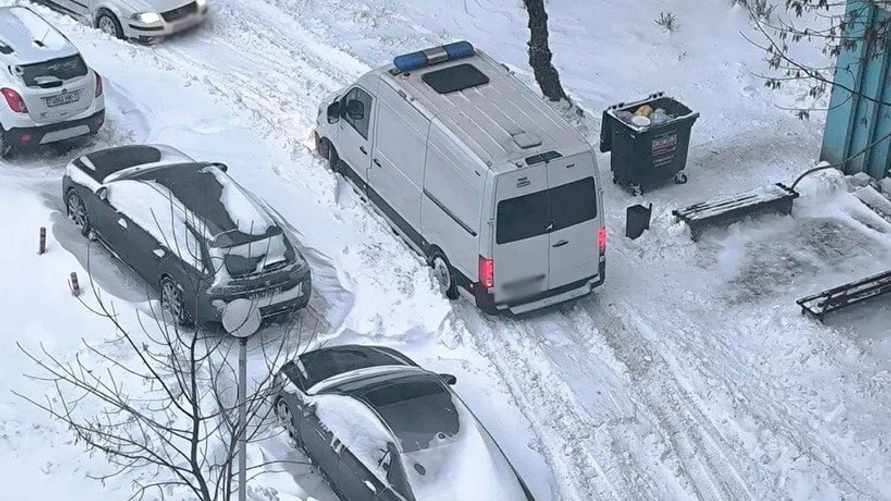 В Минске при расчистке снега нашли тело мужчины. В милиции рассказали, что известно