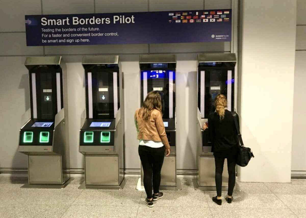 Новые проверки на въезде в Шенген вызвали проблемы