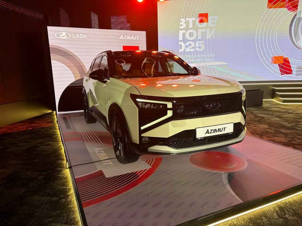 АвтоВАЗ показал свой кроссовер Azimut, разработанный на базе Lada Vesta