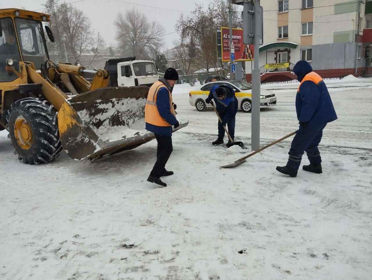 Глава МинЖКХ поблагодарил белорусов за уборку снега