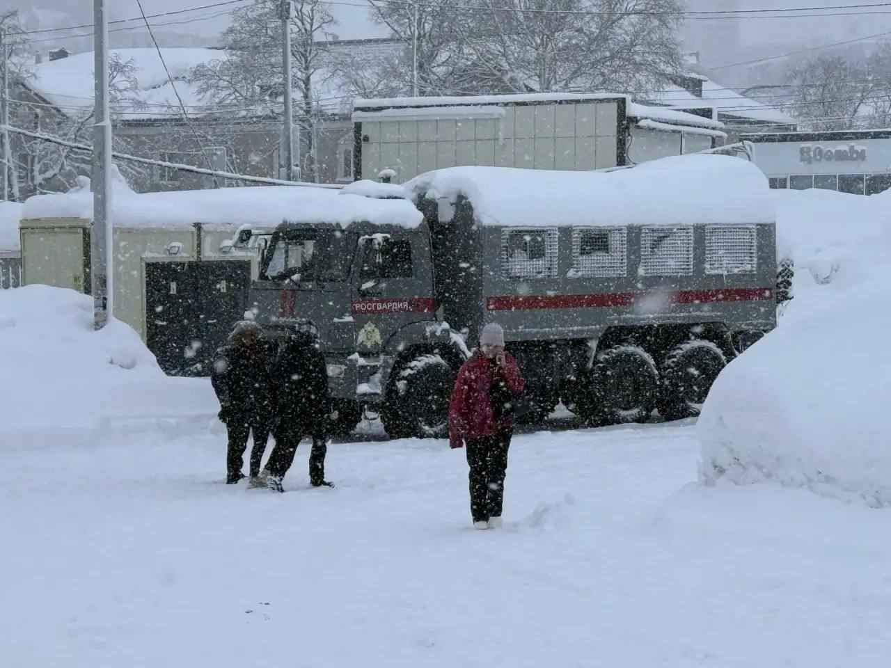 На российской Камчатке для перевозки пассажиров привлекли автозаки