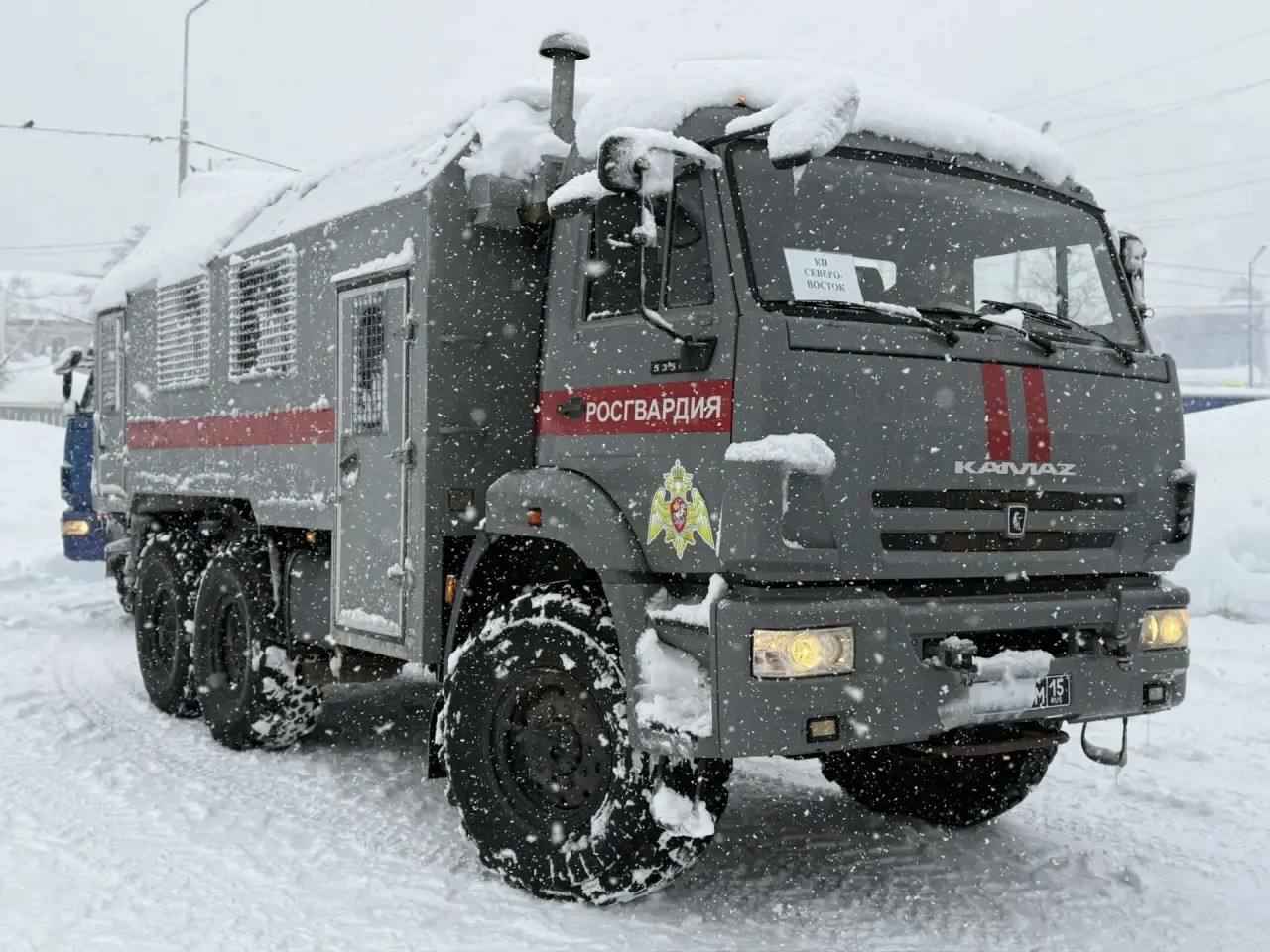 На российской Камчатке для перевозки пассажиров привлекли автозаки