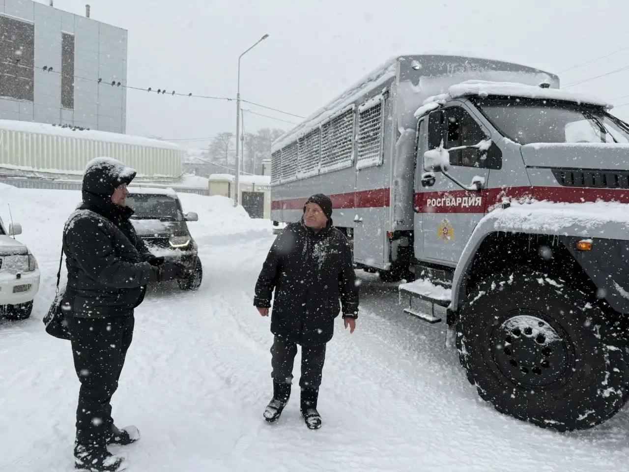 На российской Камчатке для перевозки пассажиров привлекли автозаки