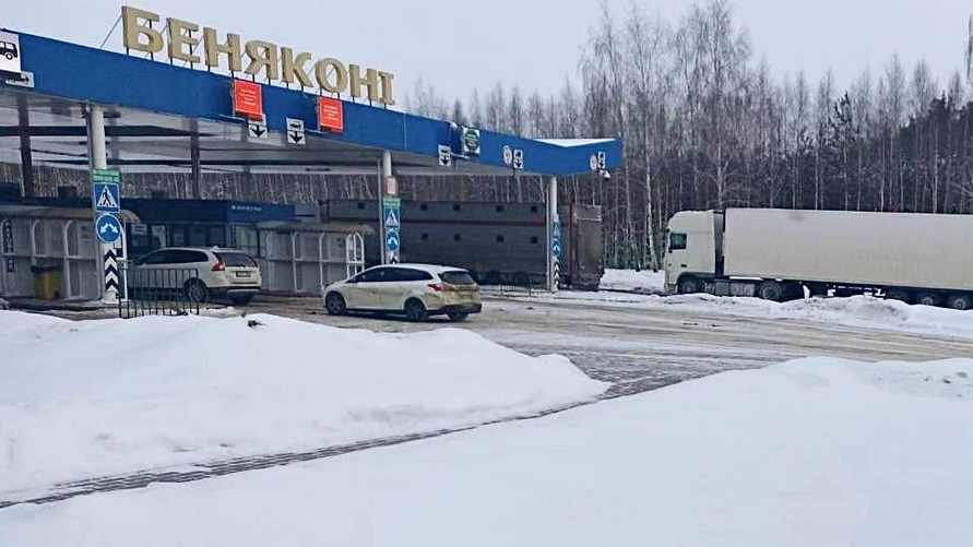 Литва почти не пропускает грузовики из Беларуси. Что известно