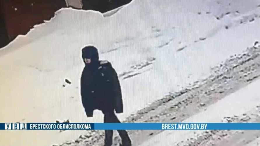 Жителей Брестчины попросили смотреть по сторонам в общественном транспорте и ТЦ