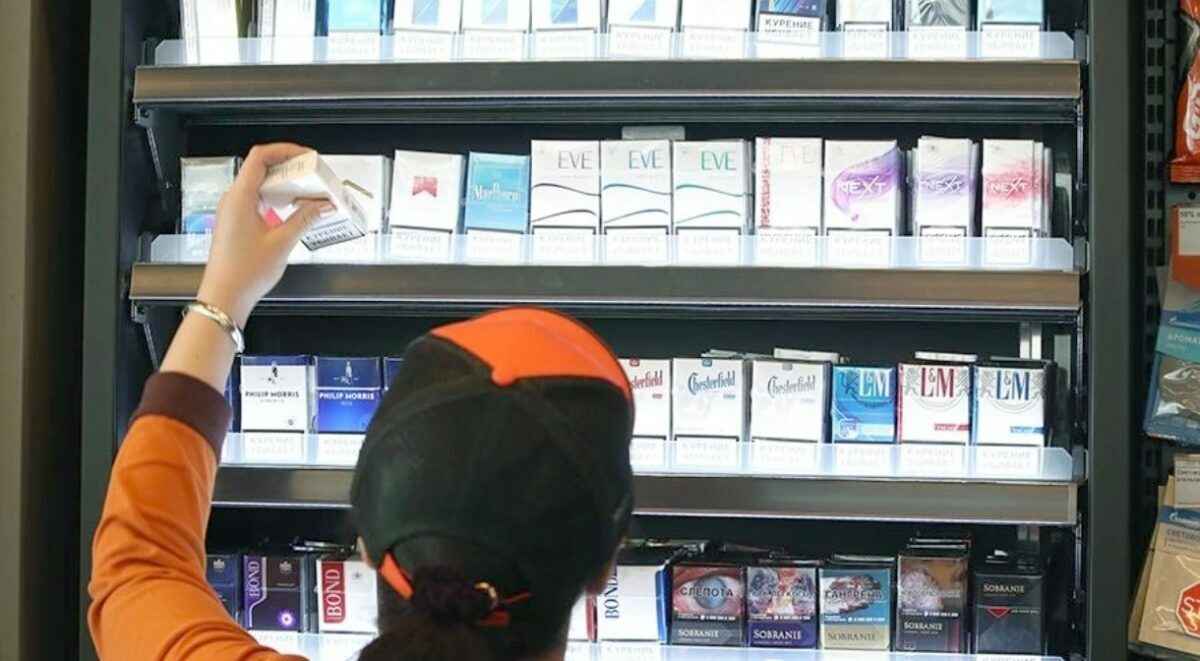 С февраля в Беларуси повысили цены на две марки сигарет