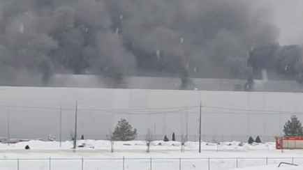 В России загорелся крупный автомобильный завод