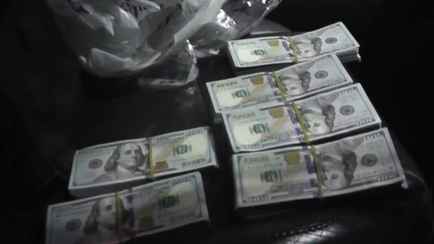 Замдиректора одного из крупнейших агропредприятий Гродненщины задержали за взятки на 100 тыс. долларов