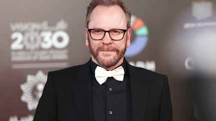 Голливудскую звезду Сазерленда арестовали за нападение на таксиста