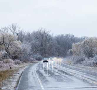 Белгидромет объявил «оранжевый» вторник. Где переохлажденные дожди, а где – опасные снегопады