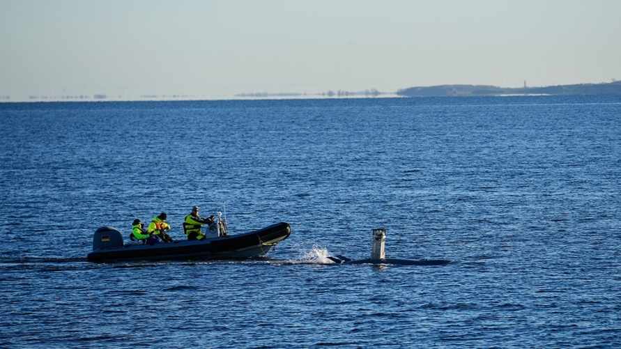 В Балтийском море повредили кабель связи, соединявший Литву с Латвией