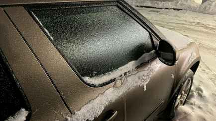 Литву накрыл переохлажденный дождь — машины обмерзают мгновенно. Тоже ждёт и белорусов?