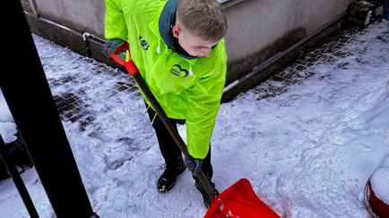 ЖКХ предупредило белорусов о новой опасности после снегопадов – “Не останавливайтесь”