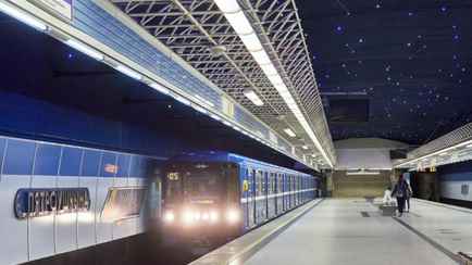 Минское метро ответило, почему его часы показывают время «не для пассажиров»