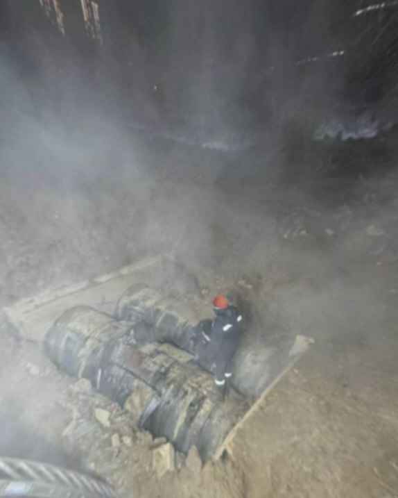 Энергетики продлили ремонт повреждённой в Минске теплотрассы. Когда ждать «нормального» тепла?