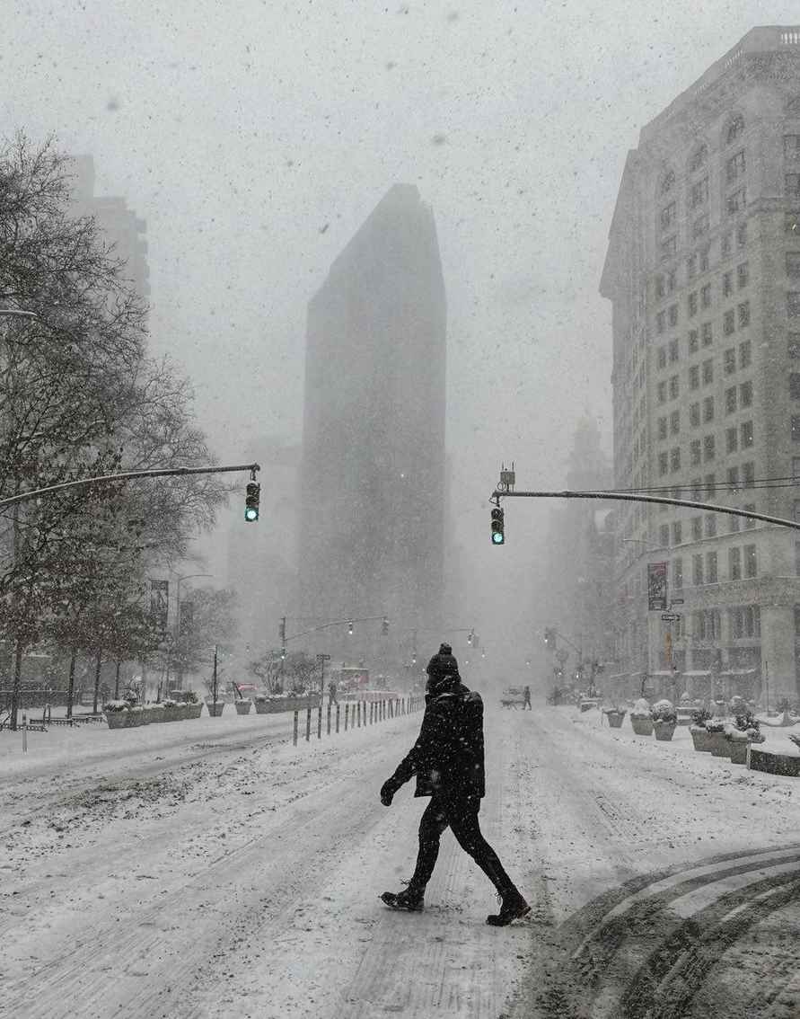 Ущерб от ледяного шторма в США, оставившего без света миллион человек, оценили в 115 млрд долларов