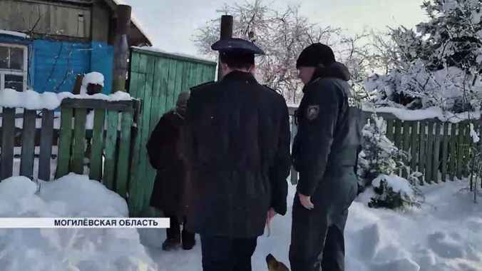 Прокуроры пошли по домам белорусов. За что пригрозили уголовкой