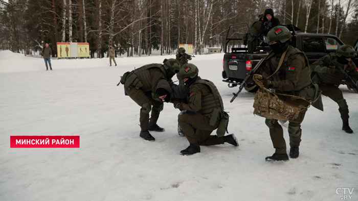 Кубраков объявил о начале проверки внутренних войск и спецназа - "Никакой чрезвычайной ситуации нет"