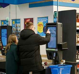 Белорусам на кассах самообслуживания придётся искать QR-код на ещё одном товаре?