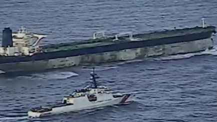 Великобритания решила захватывать танкеры «теневого флота» России — The Guardian