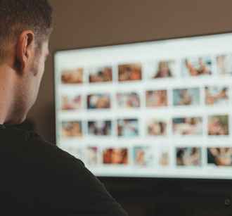 В Госдуме РФ предложили запретить бездетным россиянам смотреть порно