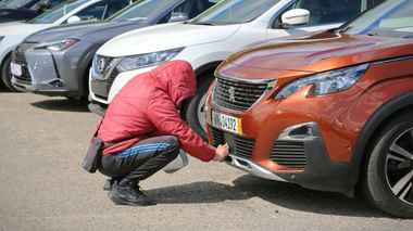 Россия перекрывает ввоз дешёвых иномарок через Беларусь