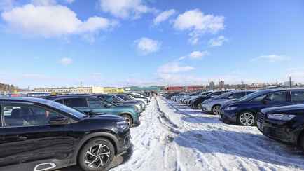 Белорусы почти перестали покупать российские легковушки